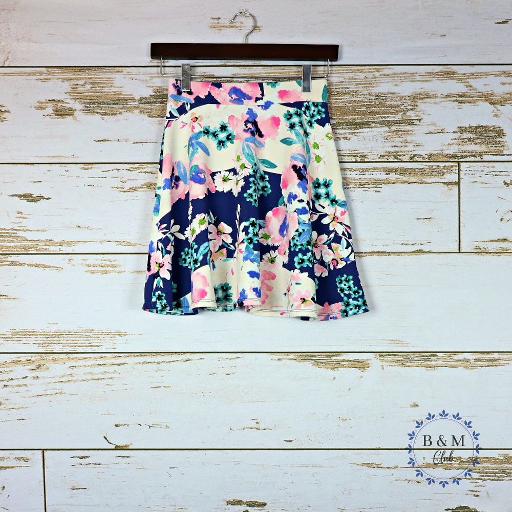 Trixxi Women's Size 3 Floral Circle Skirt